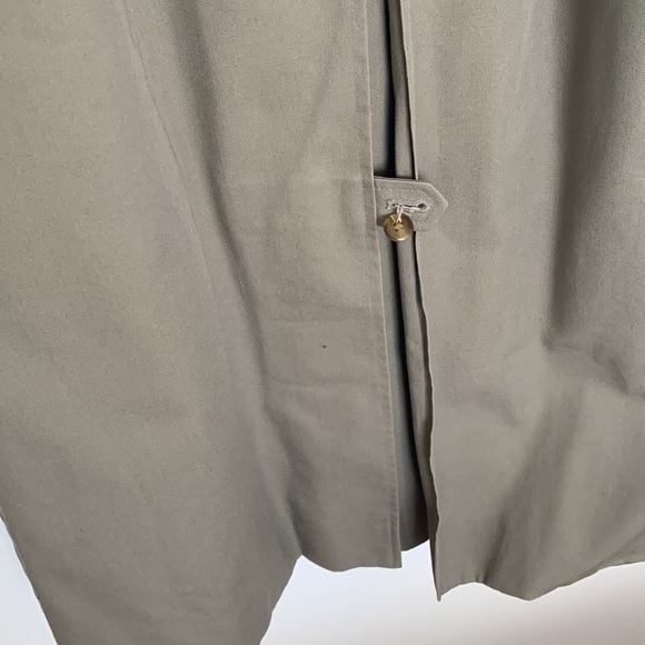 Trench coat - Picture 9 of 10